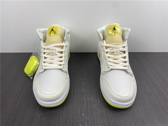 Jordan1 Mid SE Voltage Yellow DB2822-107