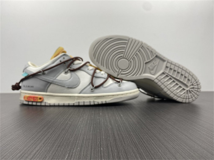 nike dunk low off-white lot 46 dm1602-102