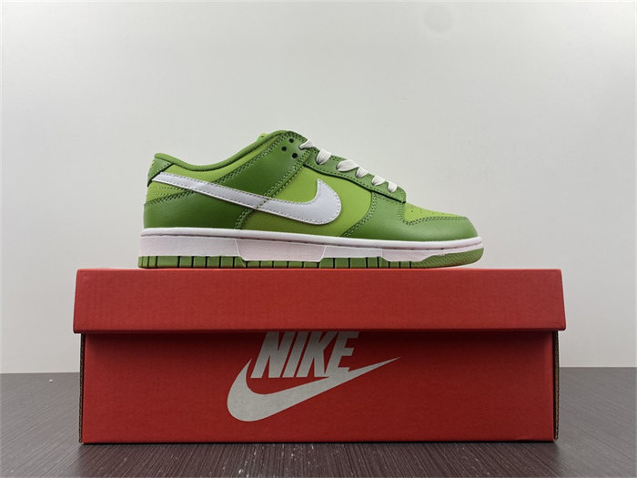 nike dunk low chlorophyll dj6188-300