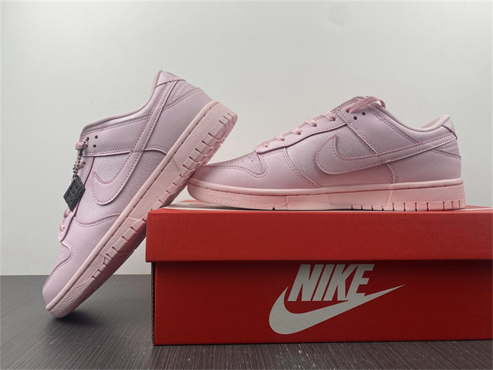 nike dunk low prism pink 921803-601