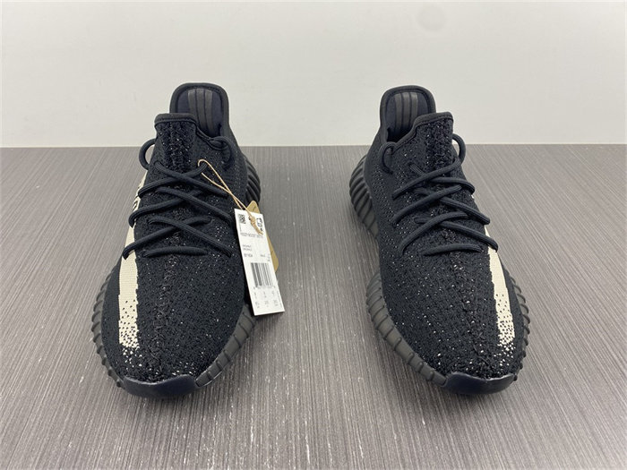 Ad*s yeezy boost 350 v2core black white by1604