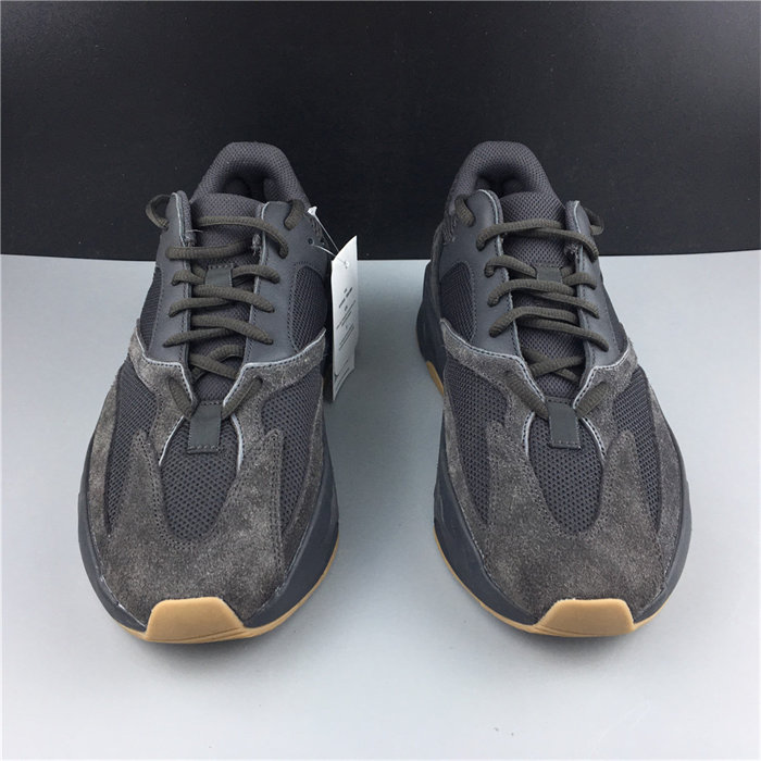 yeezy boost 700 utility black fv5304