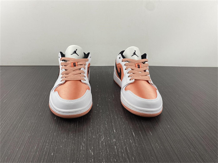 Jordan 1 Low White Light Madder Root DM8960-801