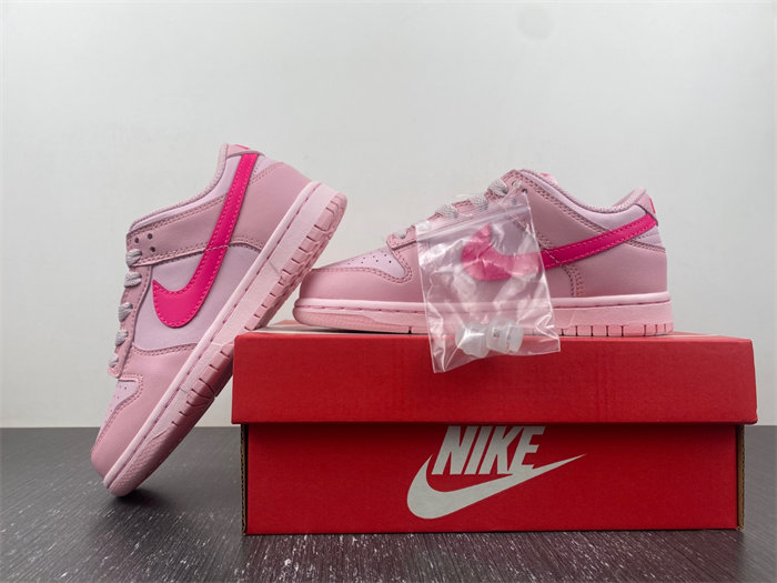 nike dunk low triple pink dh9756-600