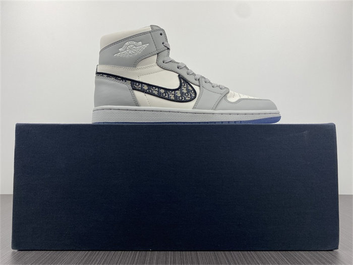 Jordan 1 Retro High D***R CN8607-002