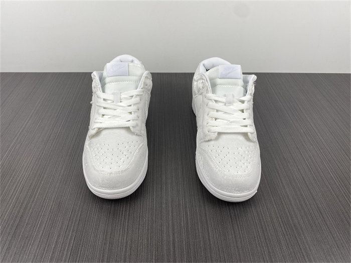 nike dunk low dover street market triple white velvet dh2686-100