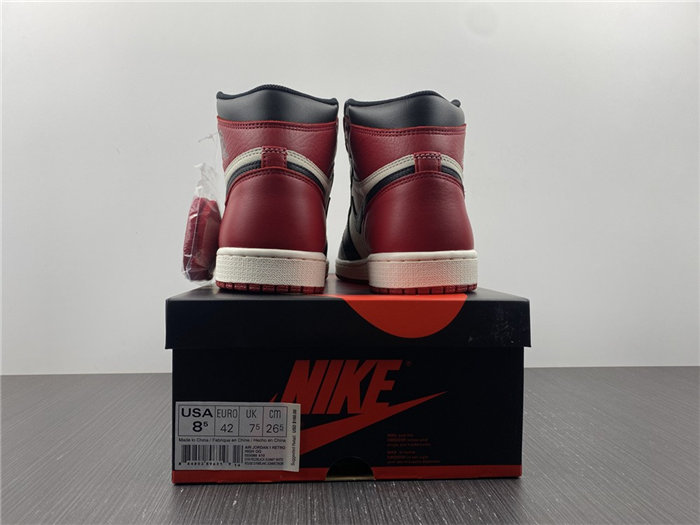 Jordan1 Retro Bred Toe 555088-610