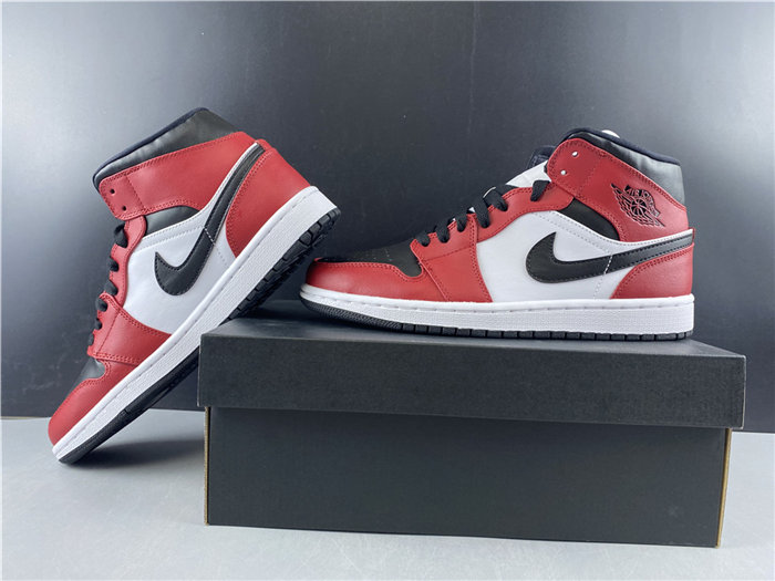 Jordan1 Mid Chicago Toe 554724-069