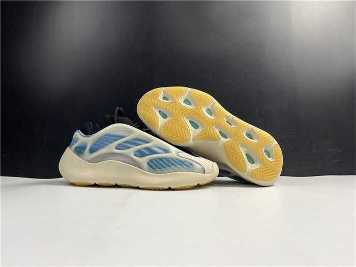 Ad*s yeezy 700 v3 kyanite gy0260