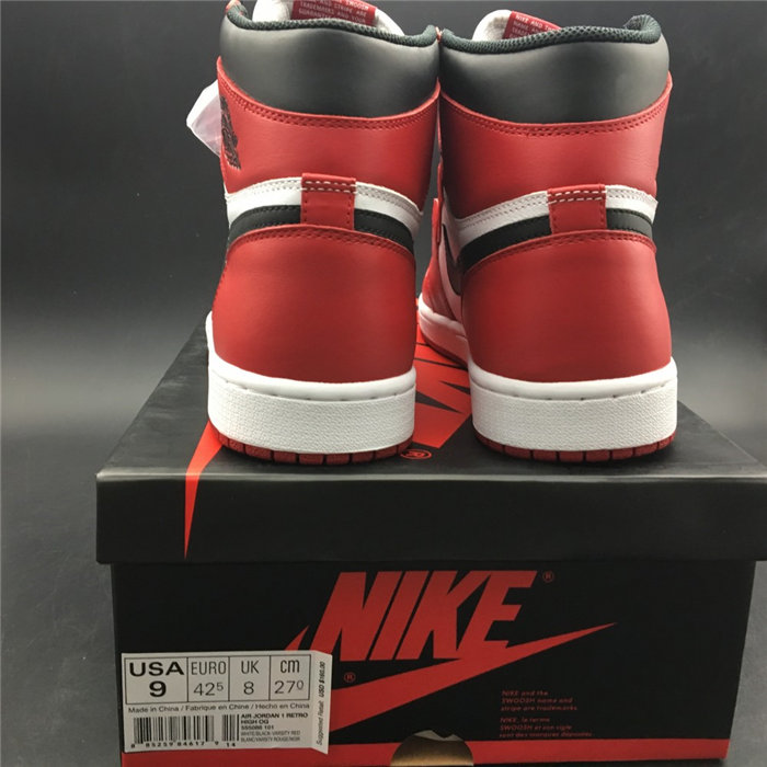 Jordan1 Retro Chicago 555088-101