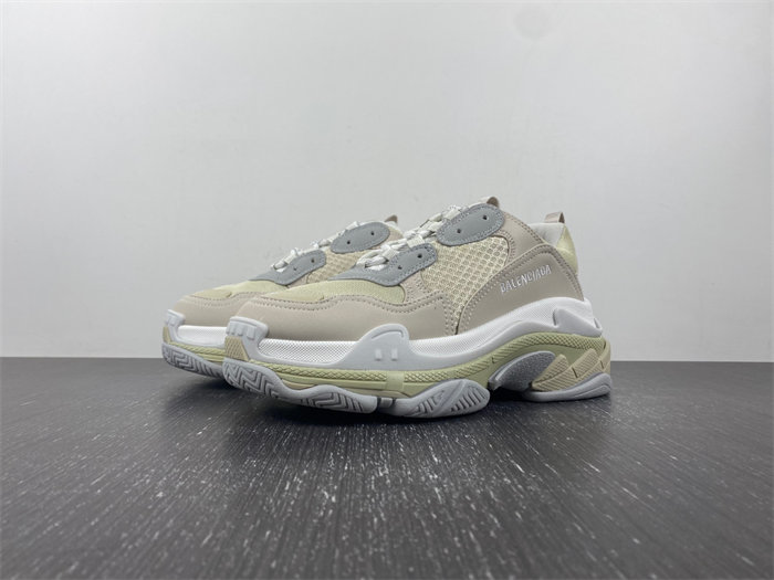 balenciaga triple s 524039 w2fw4 9790