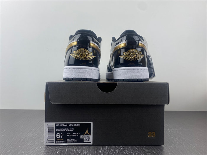 jordan 1 low se gold toe dr6970-071