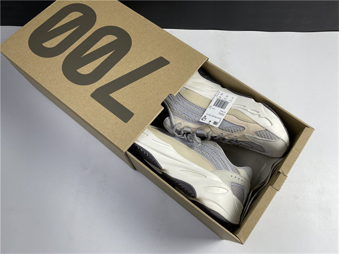 yeezy boost 700 v2 cream gy7924