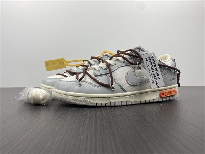 nike dunk low off-white lot 46 dm1602-102