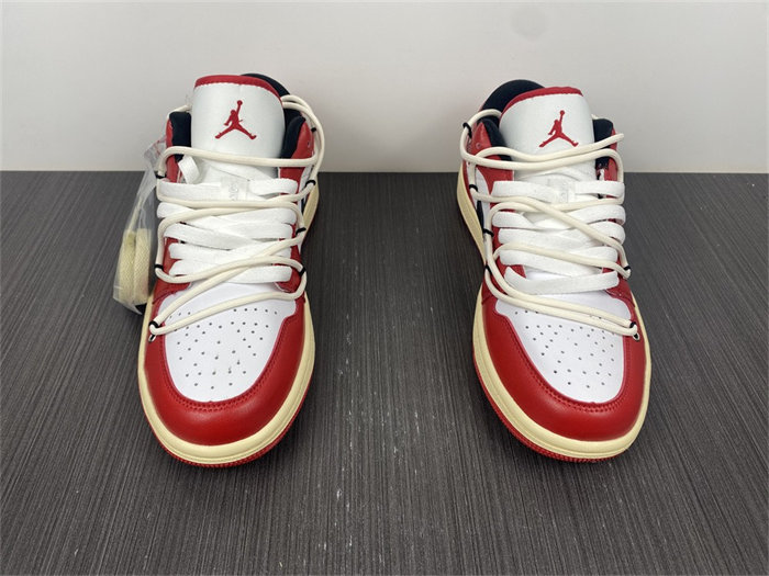 AIR JORDAN 1 LOW Chicago 553558-118