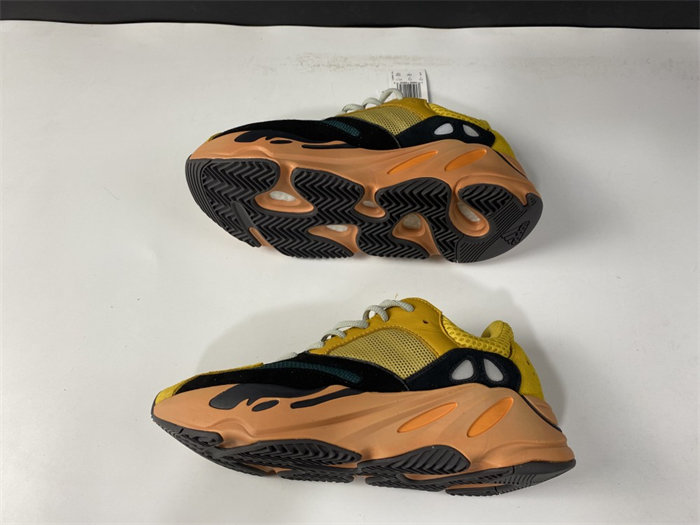 Ad*s yeezy boost 700 sun gz6984