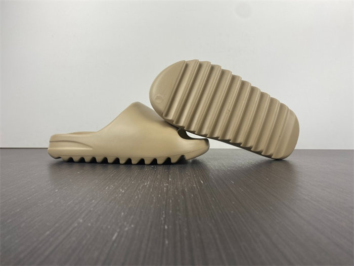 Adidas Yeezy Slide Pure (First Release) GZ5554