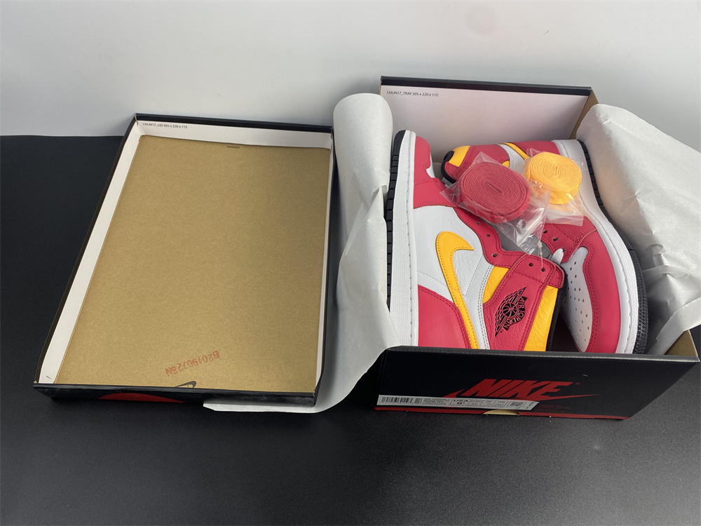 jordan1 og light fusion red 555088-603