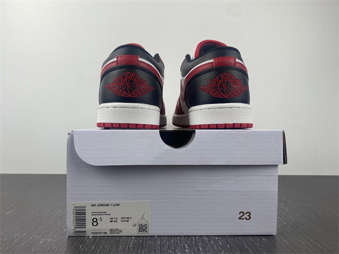 Jordan 1 Low Reverse Black Toe DC0774-160