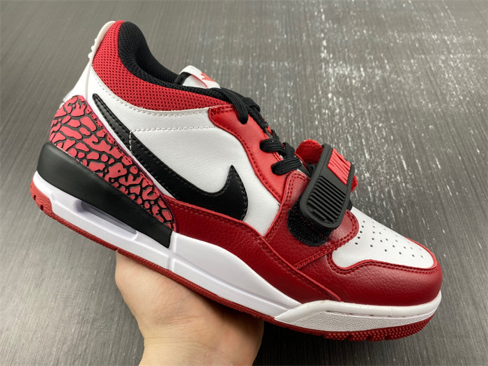 jordan legacy 312 low chicago red. cd7069-116.