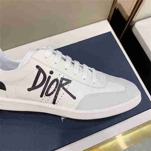 D***R Sneaker