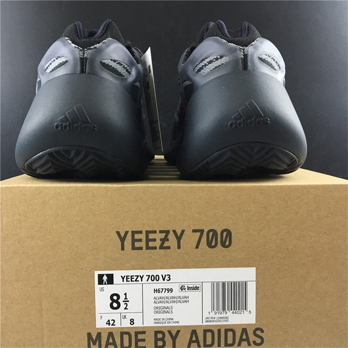 yeezy 700 v3 alvah h67799