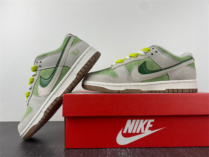 nike dunk low se 85 double swoosh do9457-100x