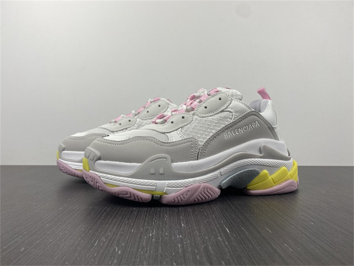 BLCG Triple S White Yellow 524039 W2FW4 7541