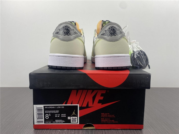 Jordan1 White Ghost Green Black DM7837-10R