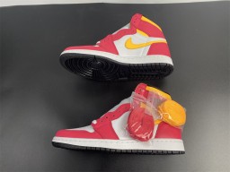 Jordan1 OG Light Fusion Red 555088-603