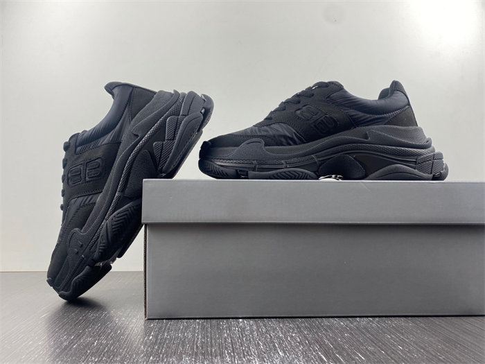 balenciaga 710157 w3cu1 1000