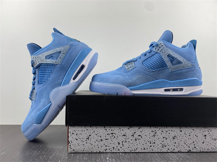 Jordan 4 Retro UNC AJ4 1032070