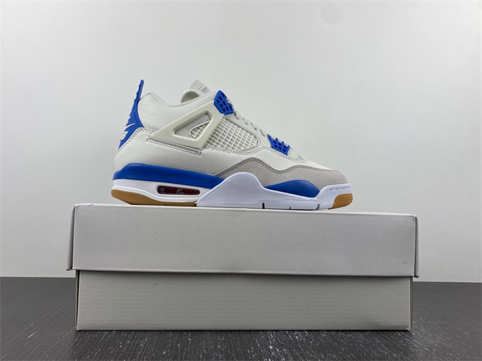 SB x Jordan 4 “Sapphire” AJ4 DR5415-104