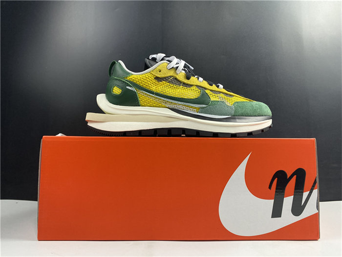 nike vaporwaffle sacai tour yellow stadium green