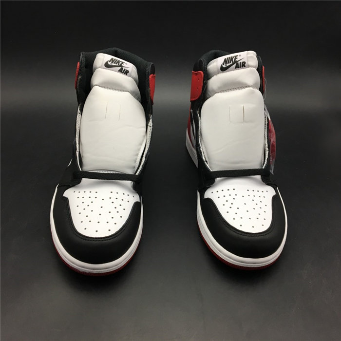 jordan1 retro black toe 555088-125