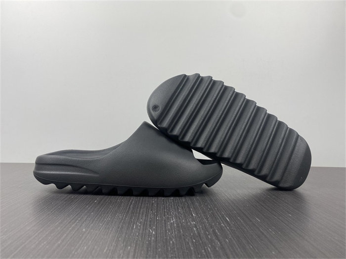 ad*s yeezy slide onyx hq6448