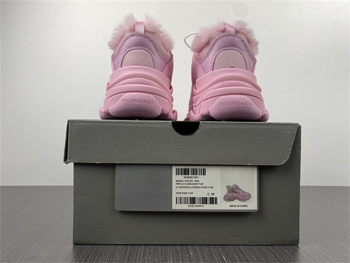 BLCG Triple S Fake Fur Pink 668562 W3CQ5 5000