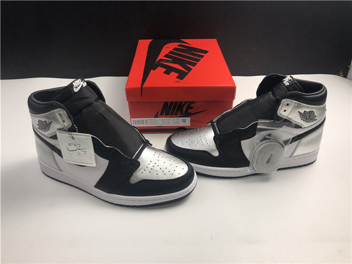 jordan1 retro silver toe cd0461-001