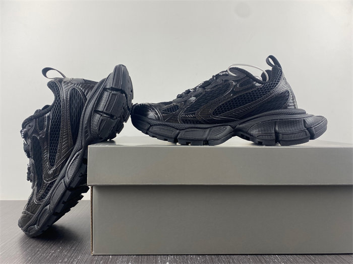 balenciaga -phantom sneaker