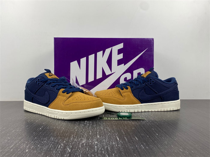 Nike SB Dunk Low Pro PRM 90s Backpack DX6775-400