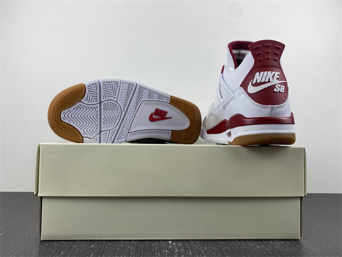 Nike SB x Air Jordan 4 DR5415-160