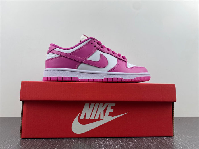 nike dunk low active fuchsia fj0704-100