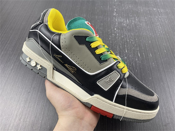 L**V Trainer Green SS21 1A8QA5