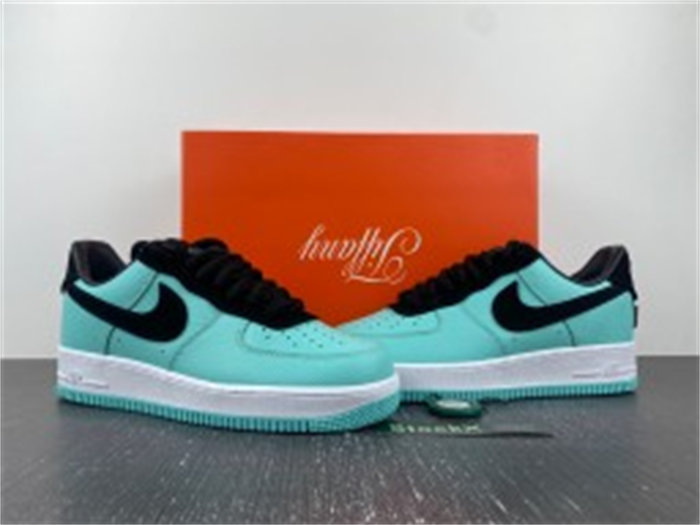 Nike Air Force 1 Low Tiffany & Co. 1837 DZ1328-002