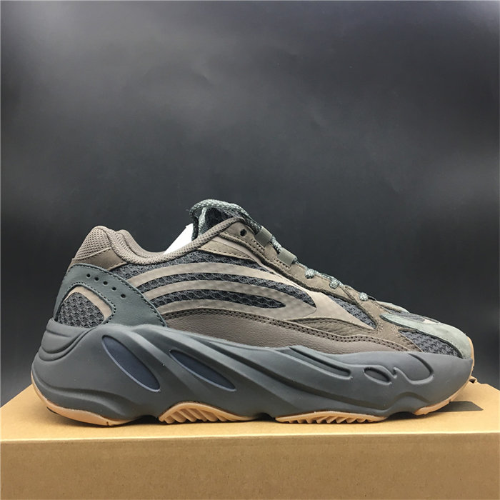 Ad*s yeezy boost 700 v2 geode eg6860