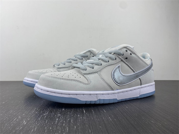 nike sb dunk low white lobster fd8776-100