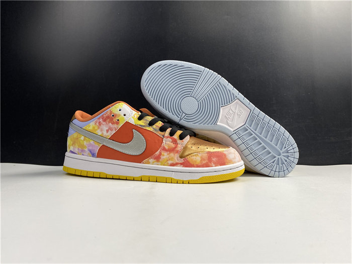 Nike SB Dunk Low Street Hawker CV1628-800