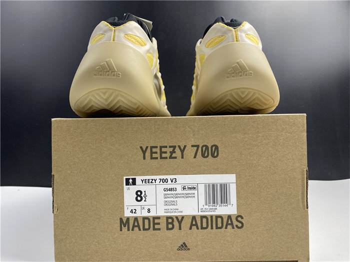 yeezy 700 v3 safflower g54853