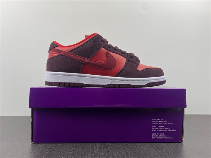 nike sb dunk low cherry dm0807-600