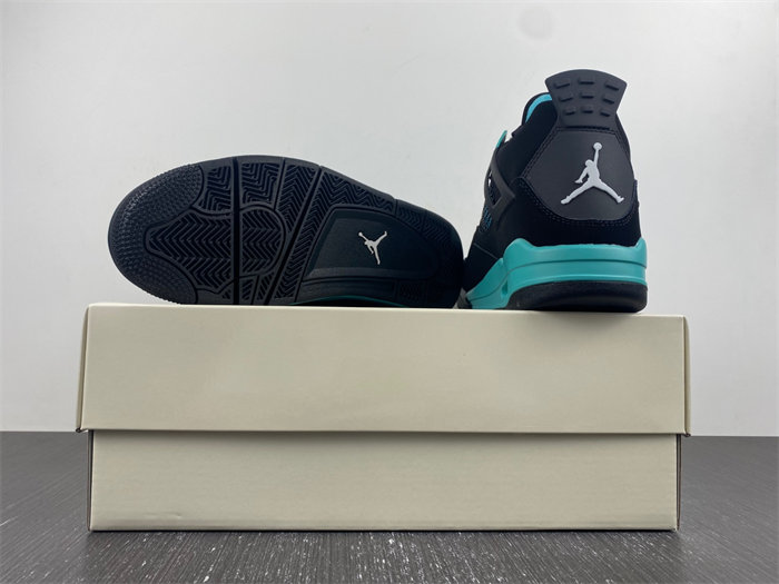 Jordan 4 Retro BQ7669-132